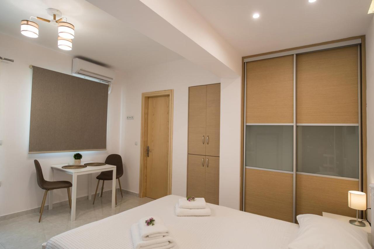 Bounatsa Studios & Apartments ニドリ エクステリア 写真