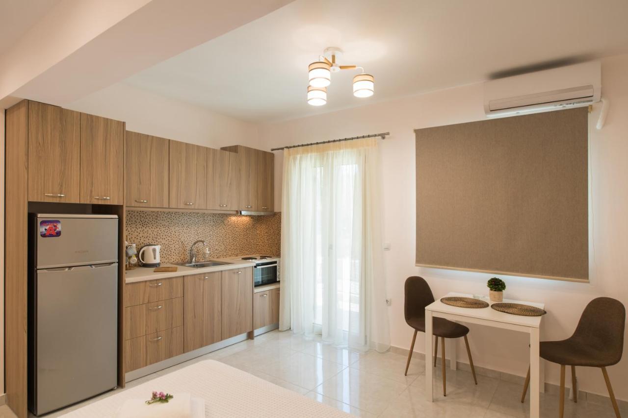Bounatsa Studios & Apartments ニドリ エクステリア 写真