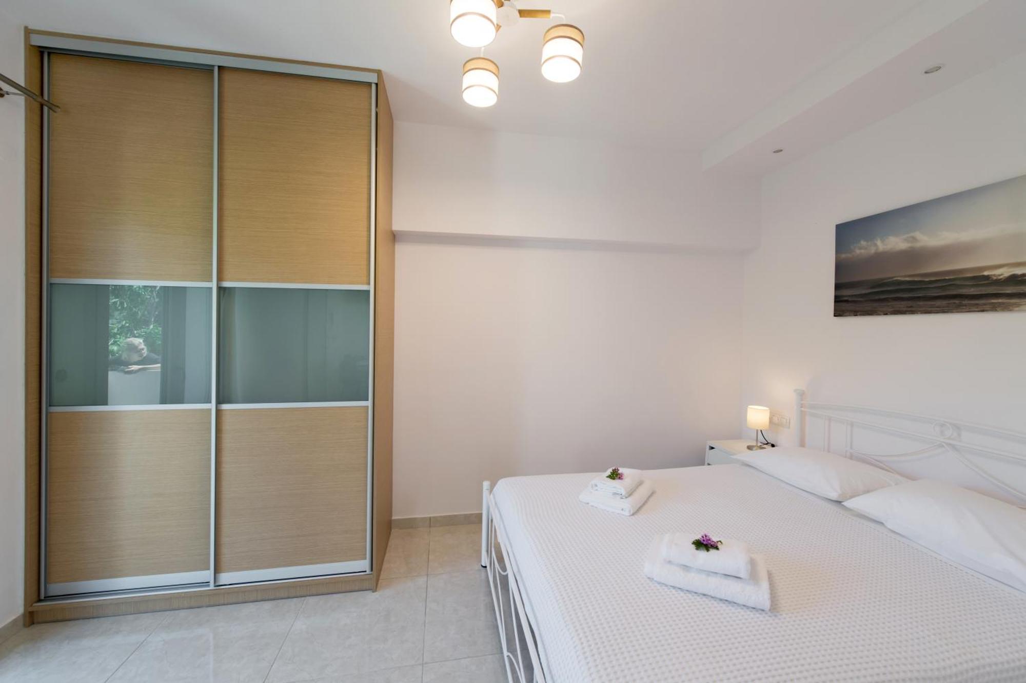 Bounatsa Studios & Apartments ニドリ エクステリア 写真